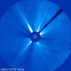 Images of the solar corona